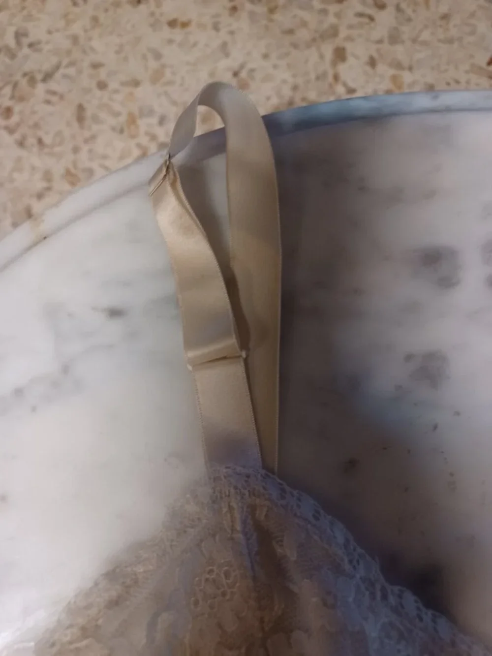 Vintage Vanity Fair Women's Full Slip SZ 32 Cream & Navy - Picture 4 of 9